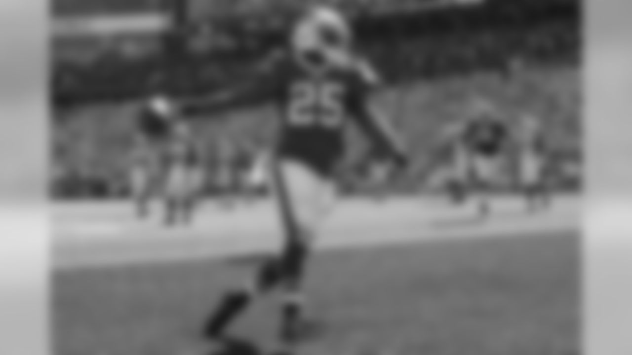 RB 25 LeSean McCoy