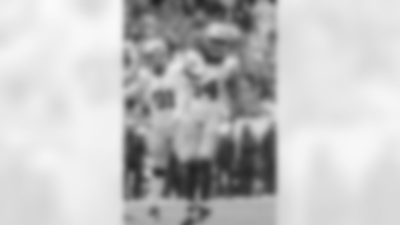 LB Fred Warner