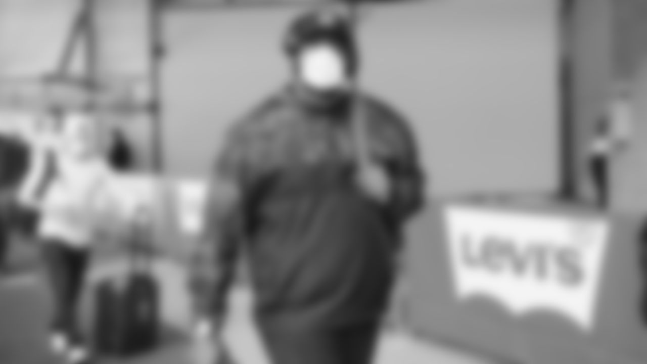 DL Darrion Daniels