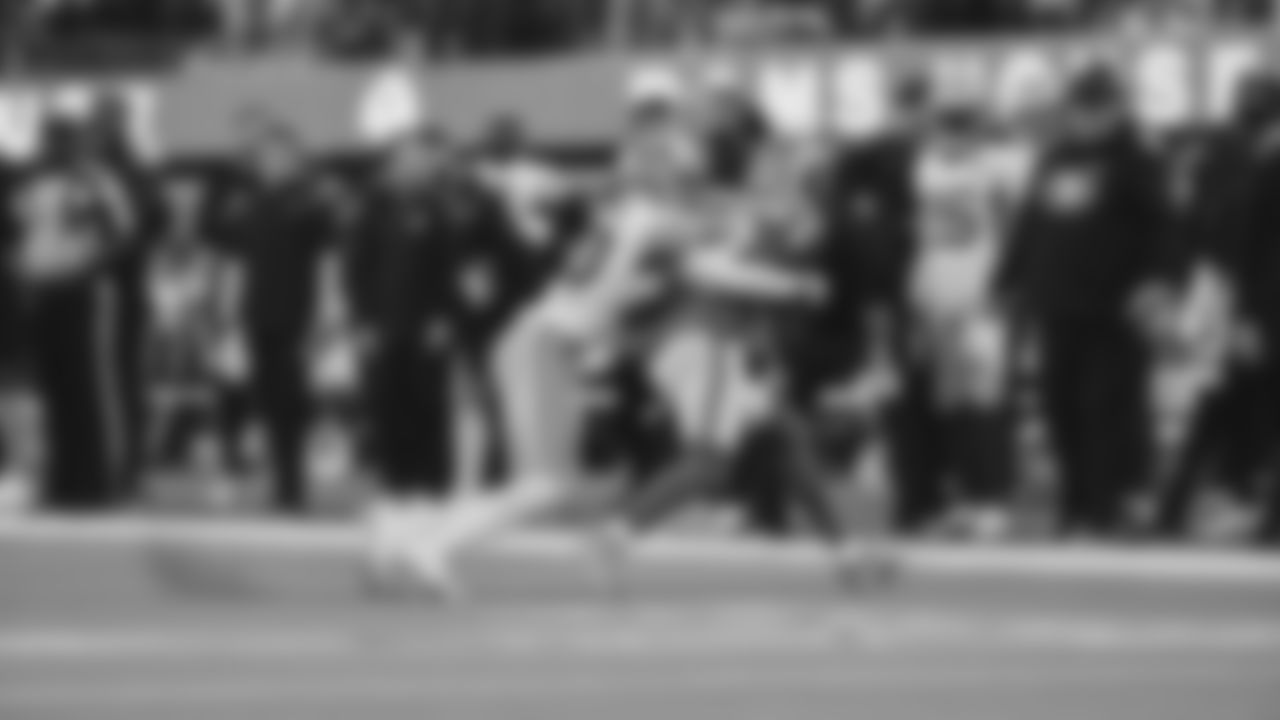 CB Ambry Thomas