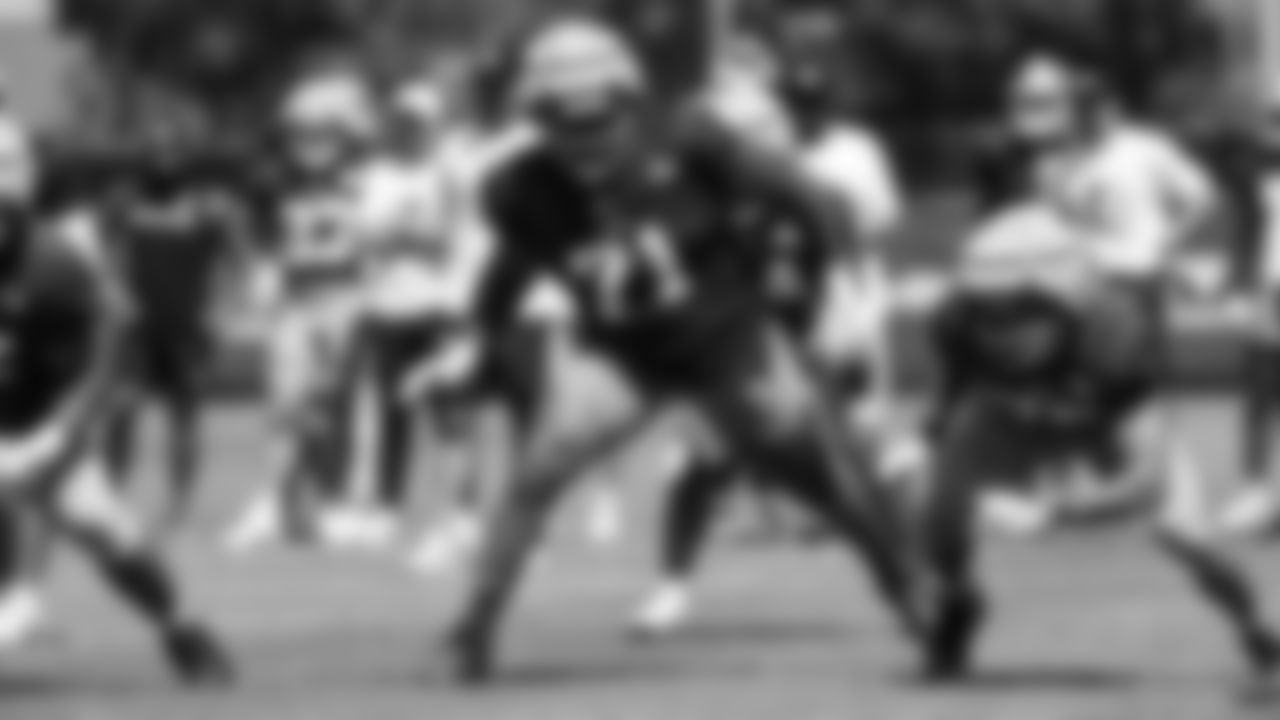 T Trent Williams
