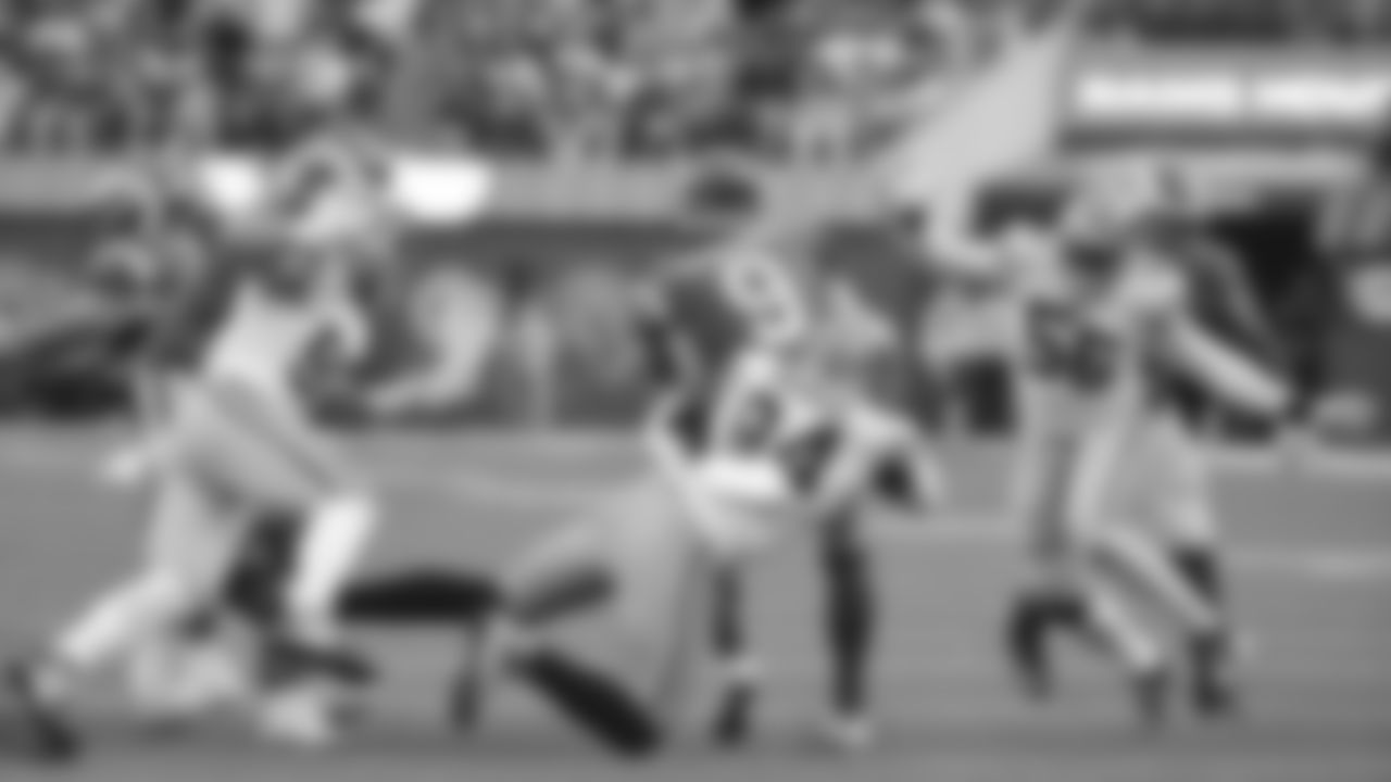 DL Charles Omenihu