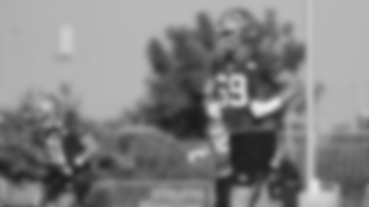 T Mike McGlinchey