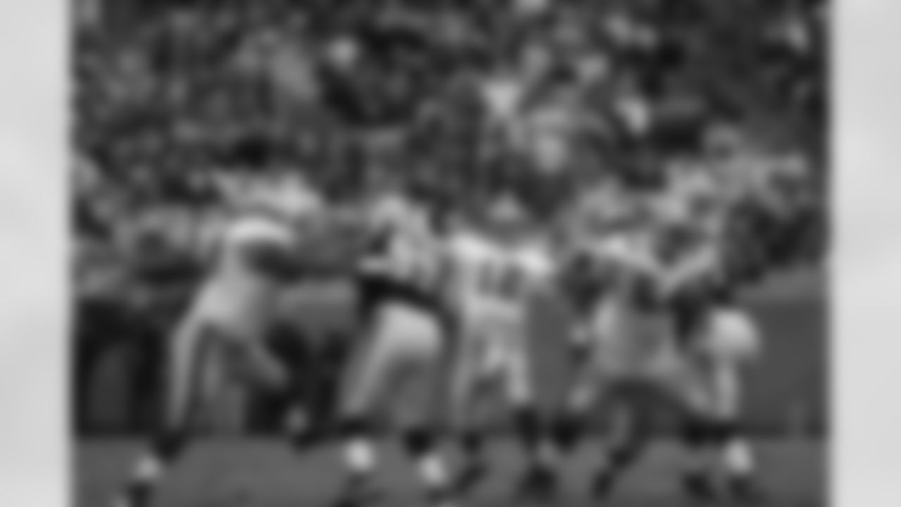 2007 -- 49ers quarterback Trent Dilfer.