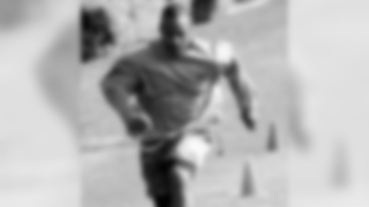 CB Nate Clements