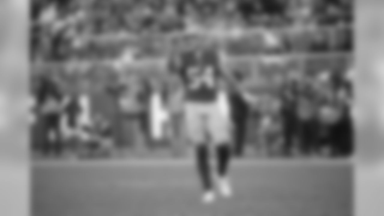 DL Cassius Marsh