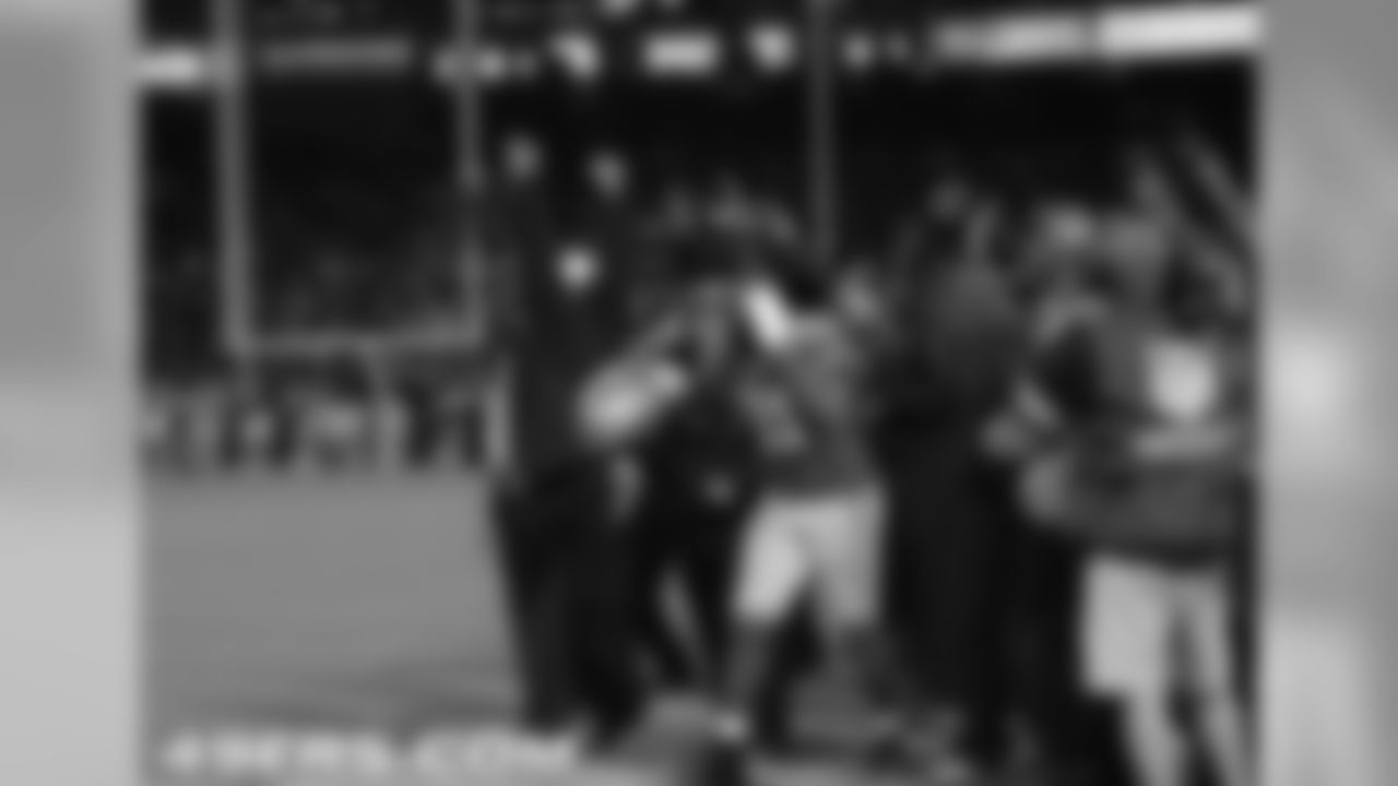 This how the 49ers sideline reacted to Michael Lewis' game-clinching interception against Chicago.