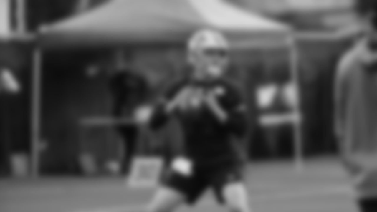 QB Sam Darnold