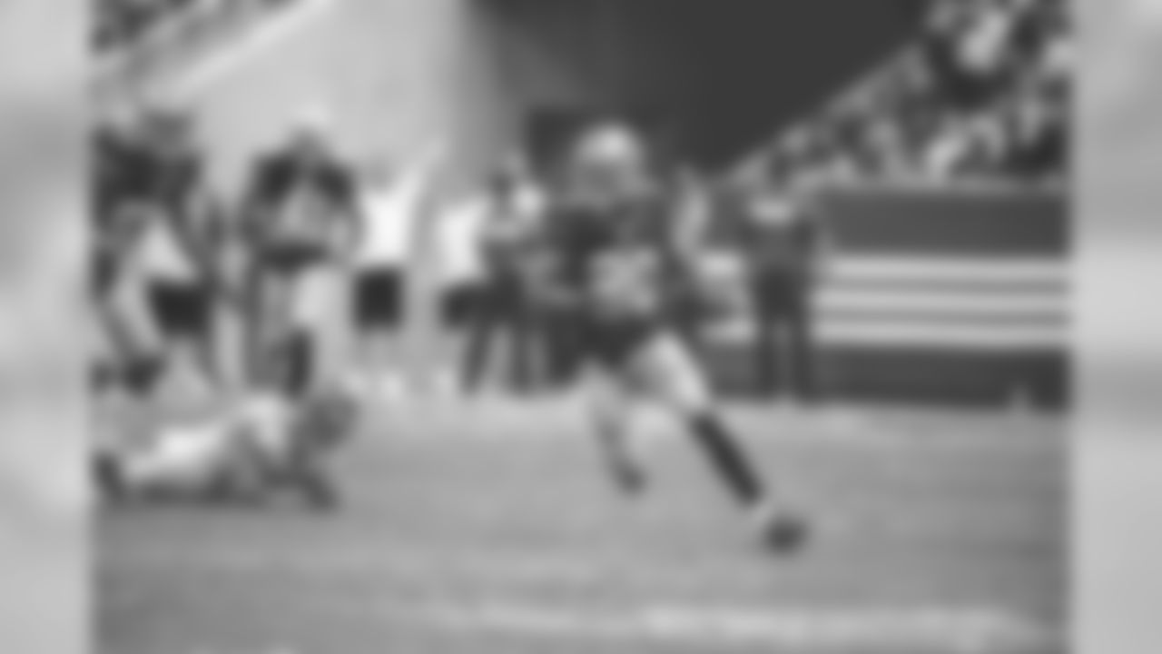 Cornerback Kenneth Acker during his 45-yard interception return
