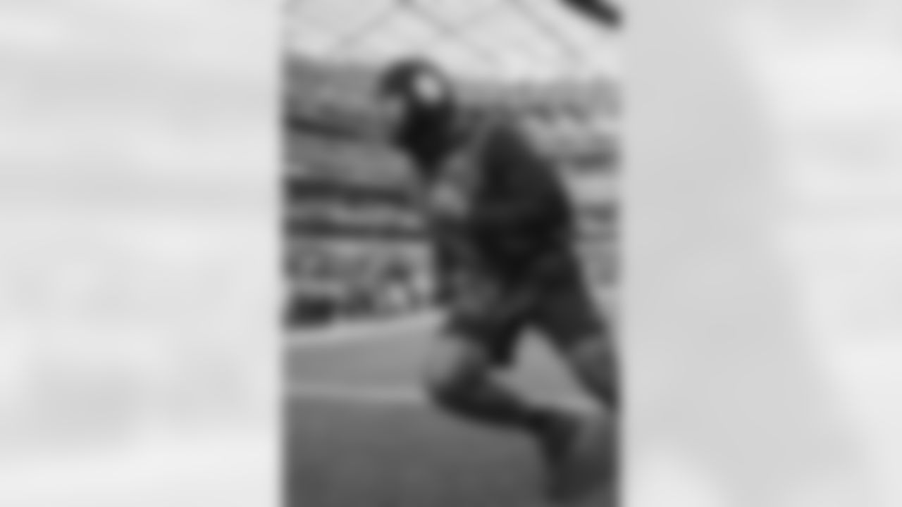 RB Tyrion Davis-Price