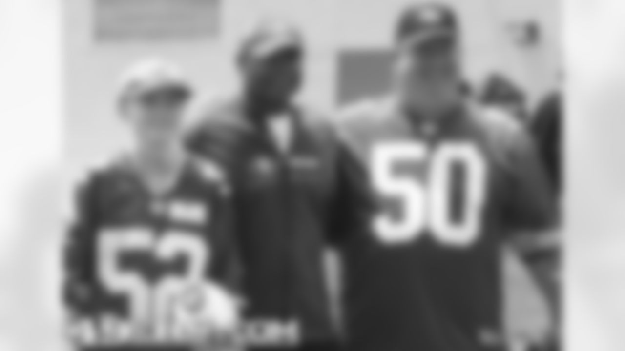 Coach Singletary and the Dale family