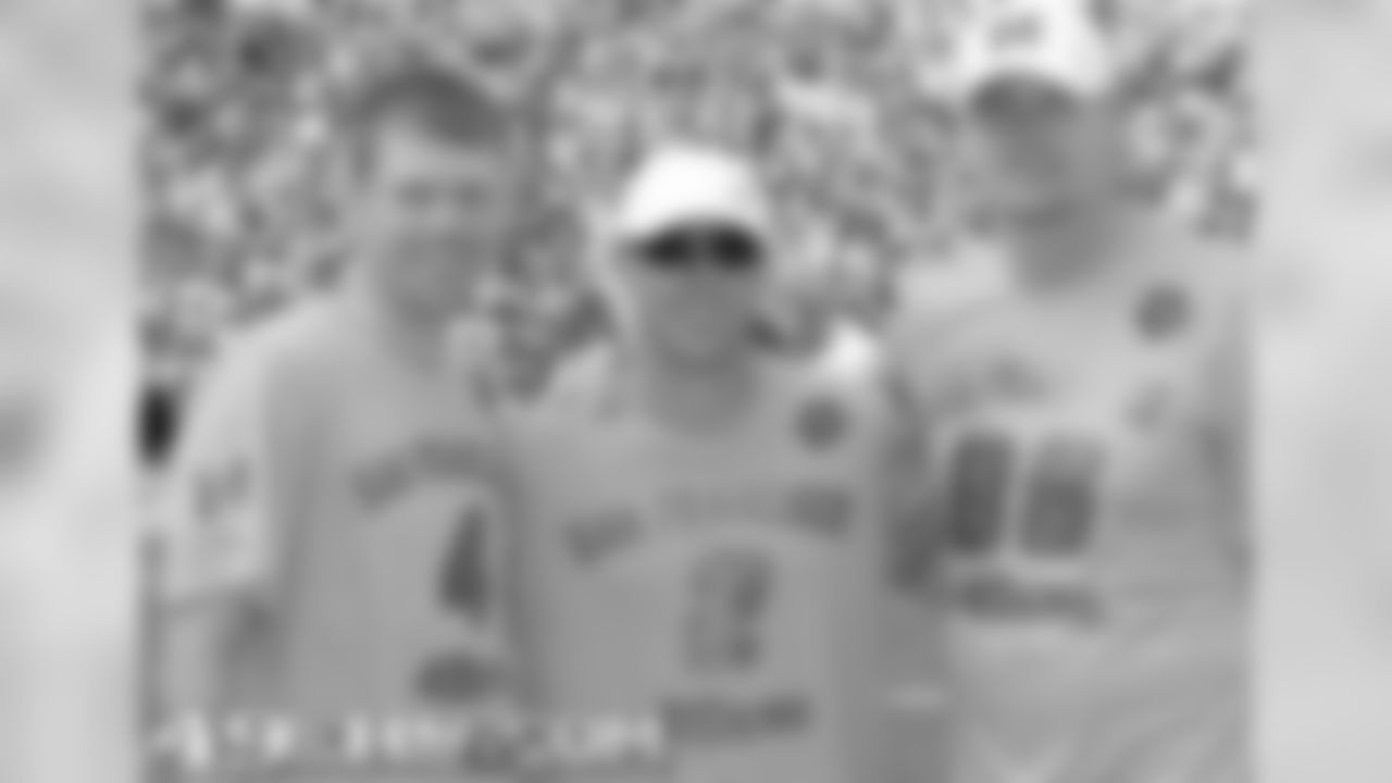 P Andy Lee, K David Akers and LS Brian Jennings