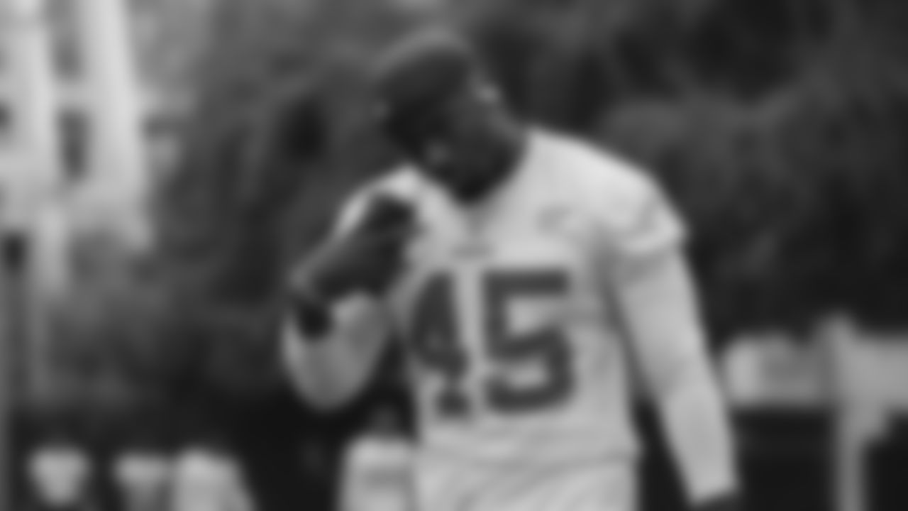 LB Demetrius Flannigan-Fowles