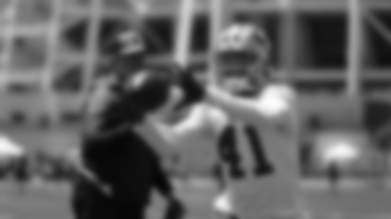 DB Tayler Hawkins