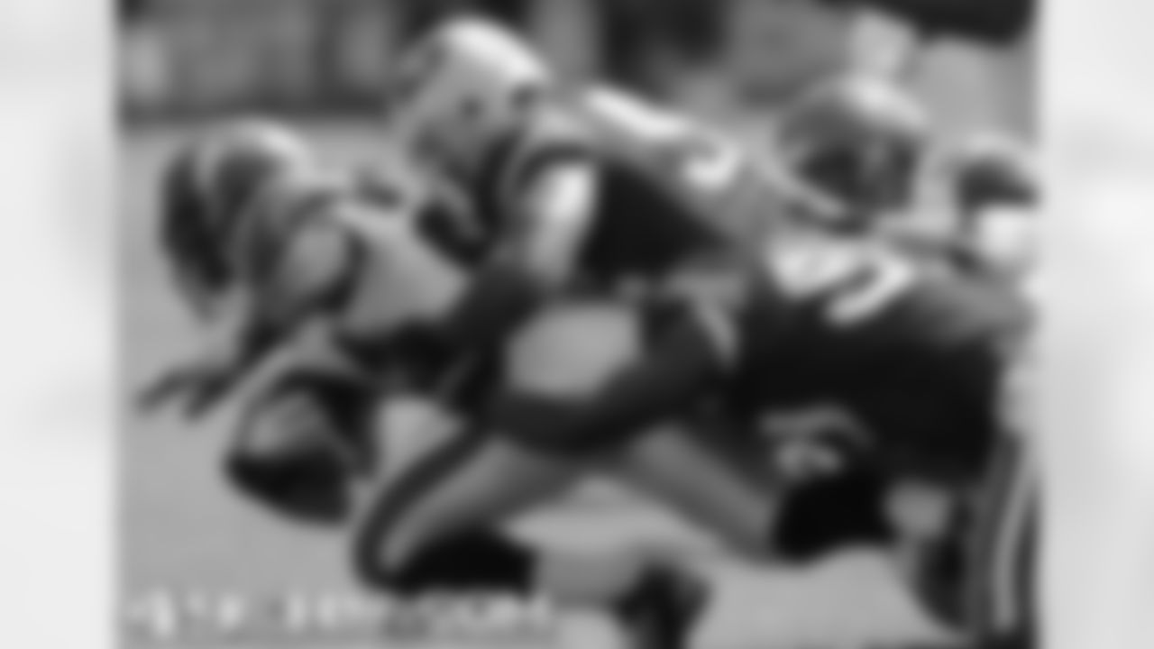 LB Ahmad Brooks