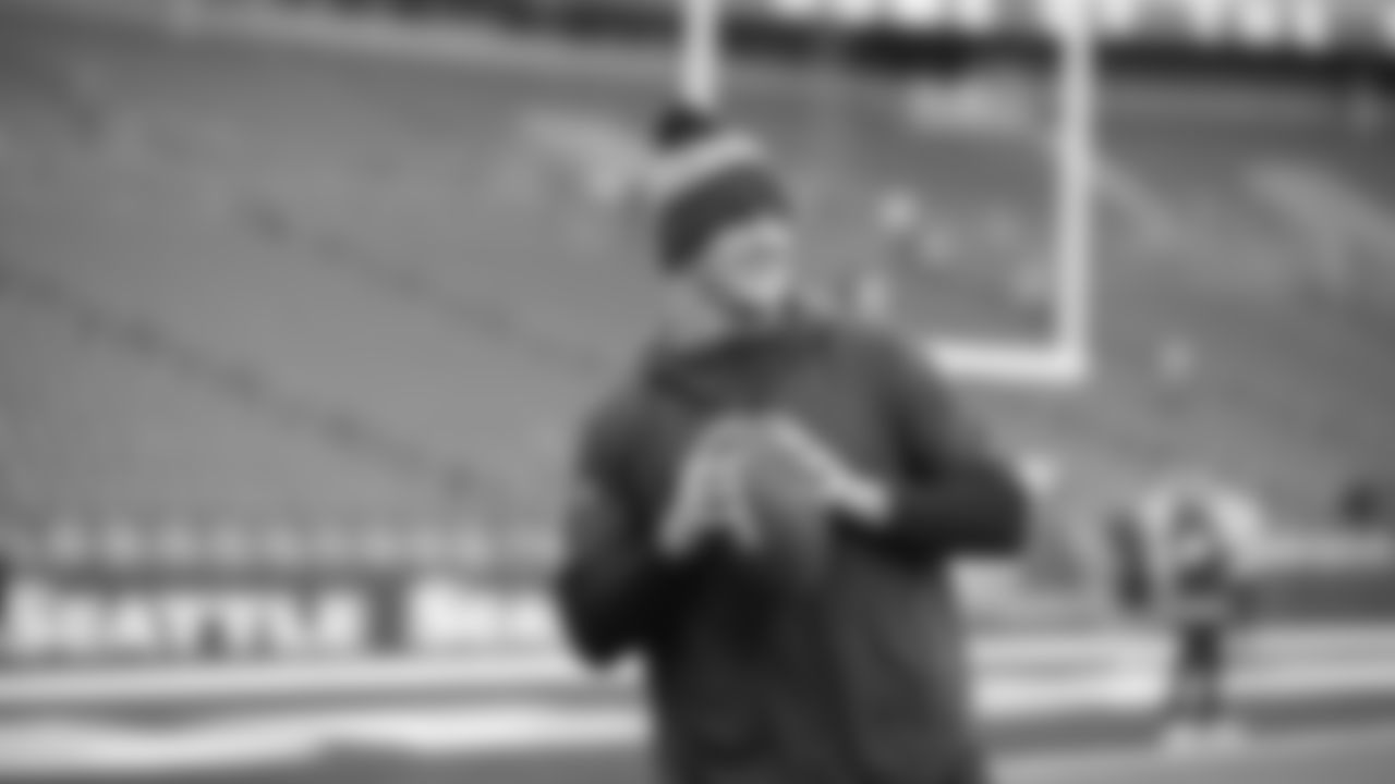 T Mike McGlinchey