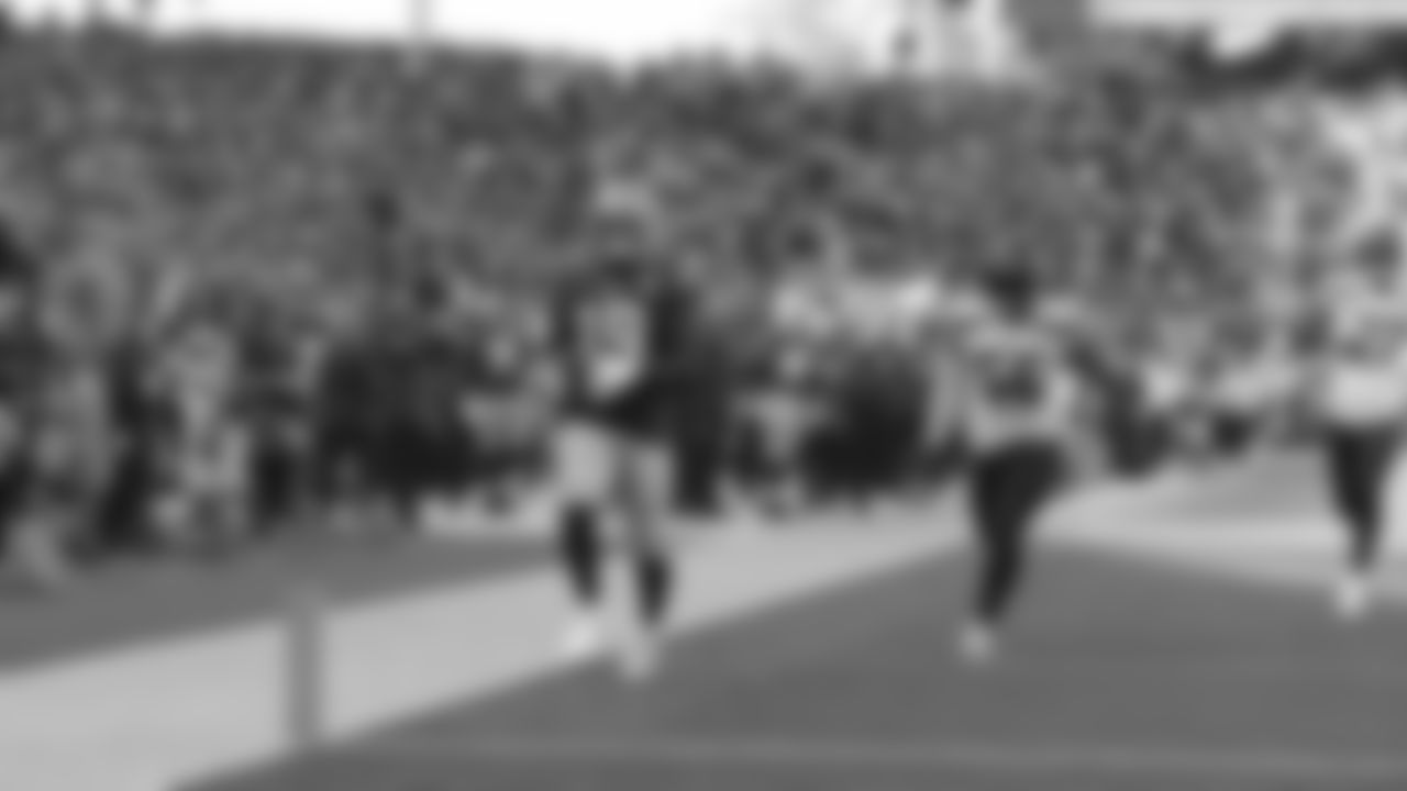WR Deebo Samuel