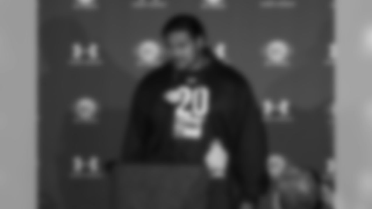 G Mike Iupati