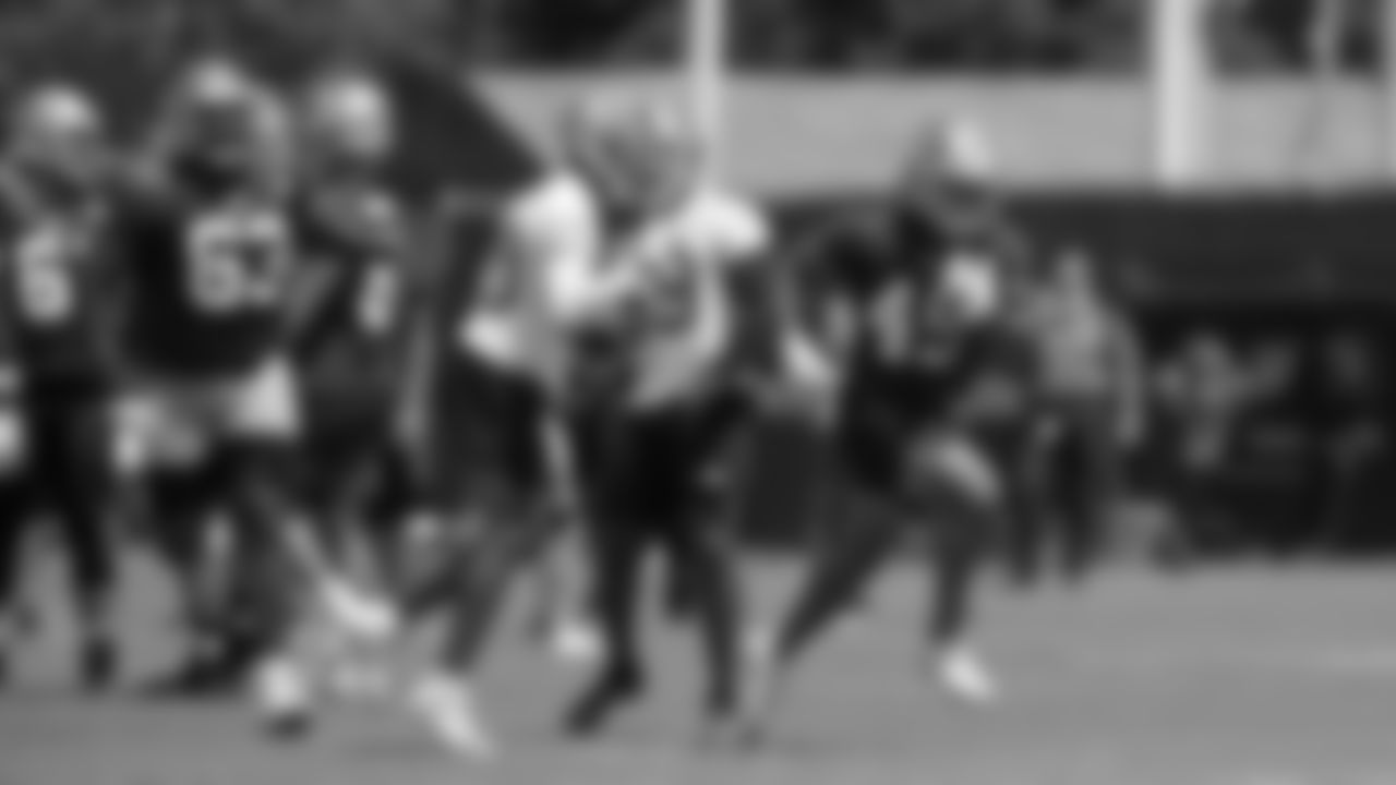 RB Elijah Mitchell