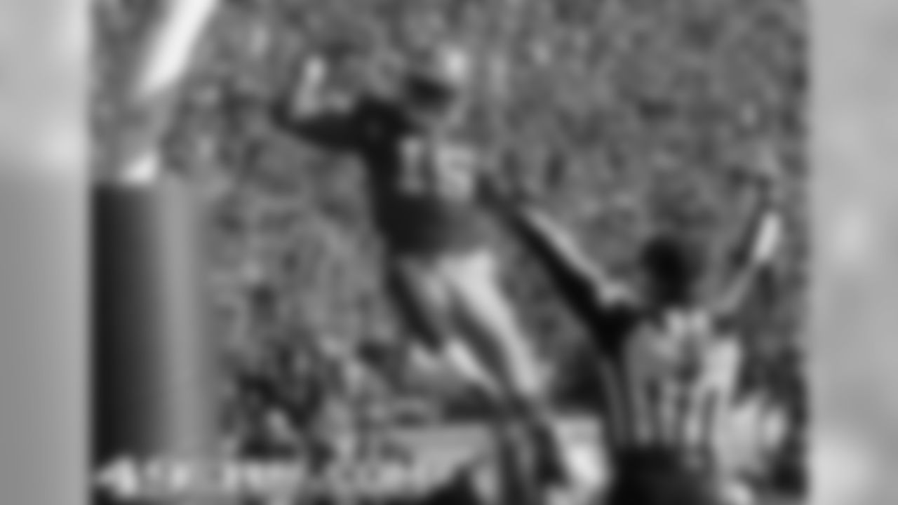 WR Michael Crabtree