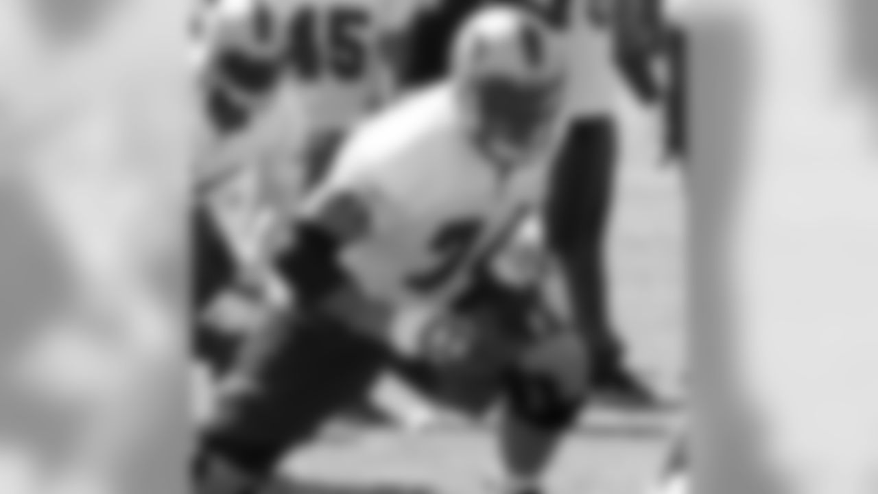 T Joe Staley