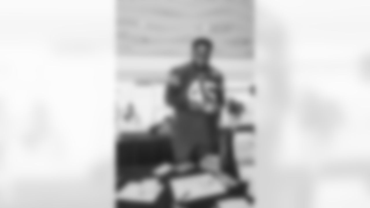 LB Demetrius Flannigan-Fowles