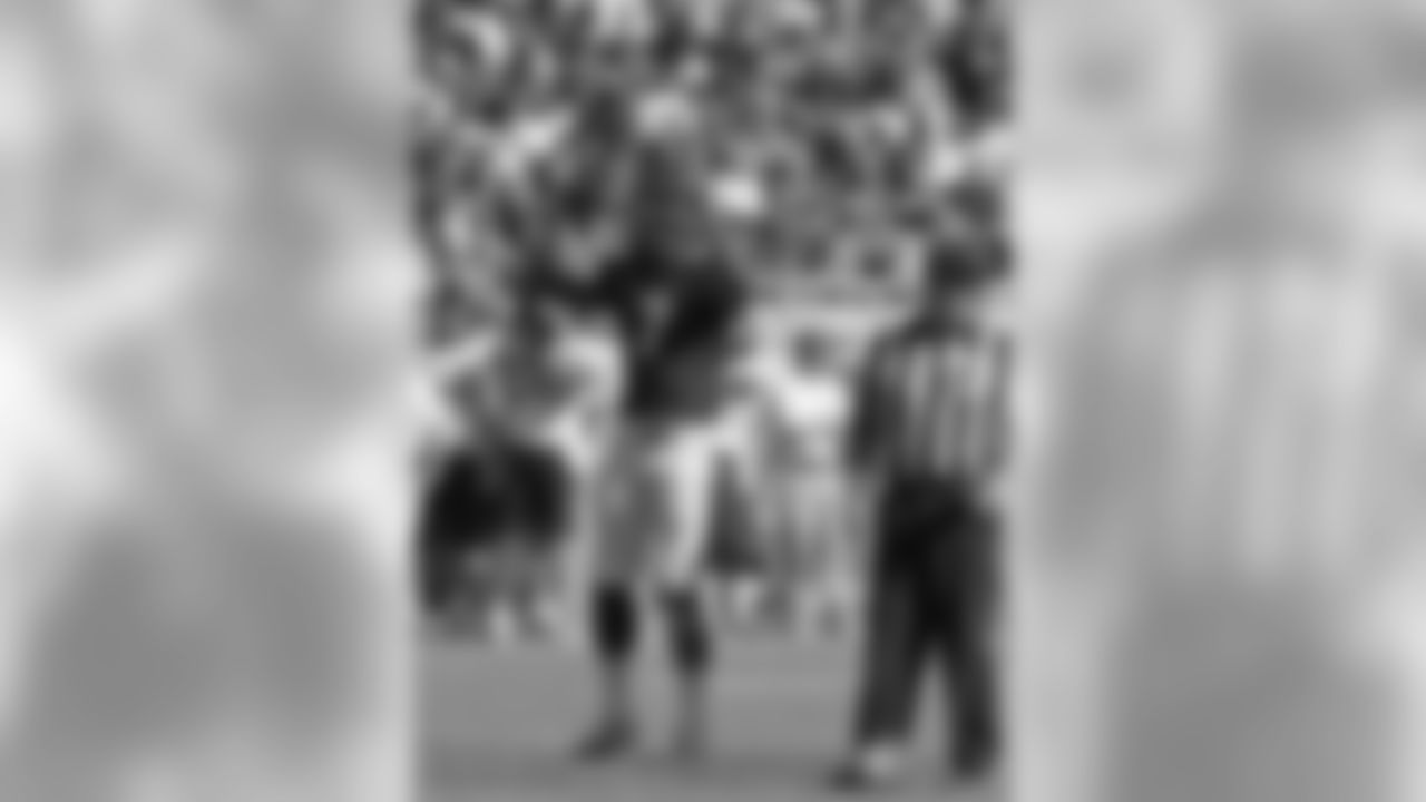 Harold, Eli -- LB
