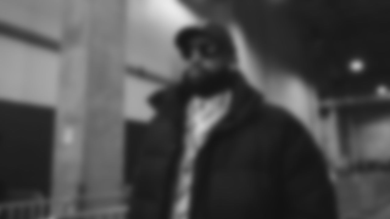 T Trent Williams