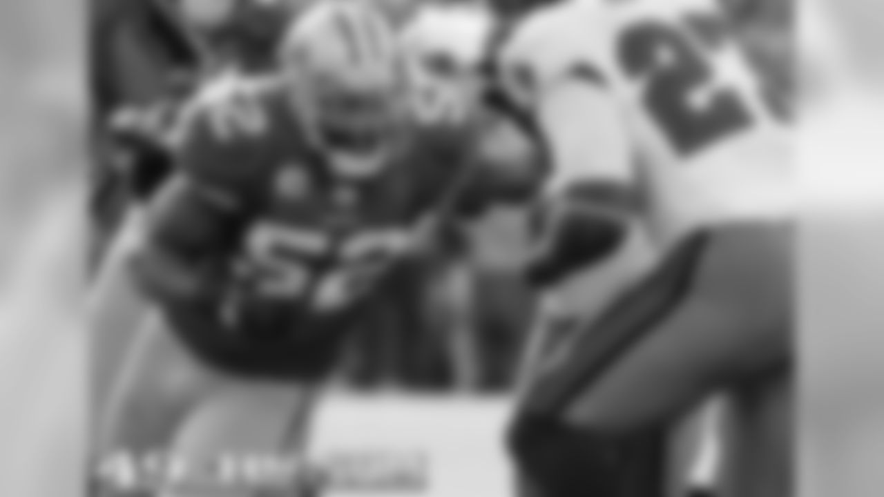 LB Patrick Willis