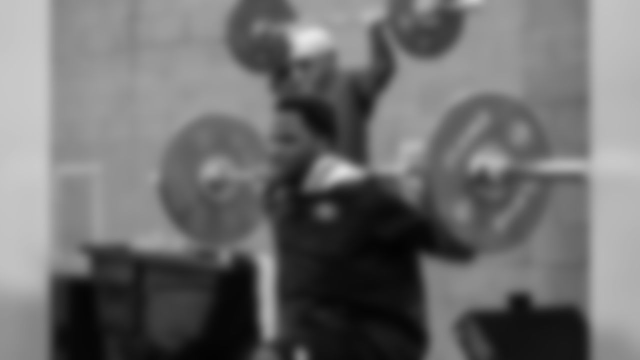 RB Carlos Hyde