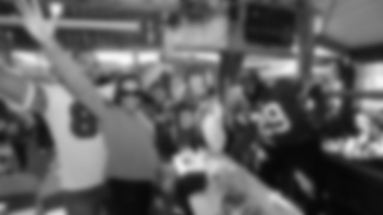49ers vs Rams Watch Party at SOMA StrEat Food Park