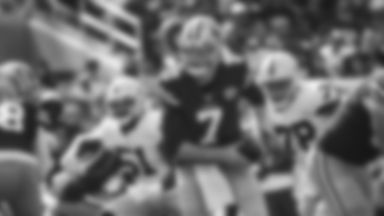 QB Nate Sudfeld