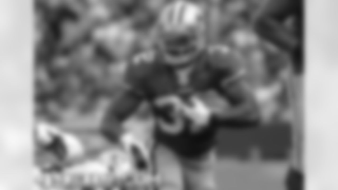 RB Kendall Hunter