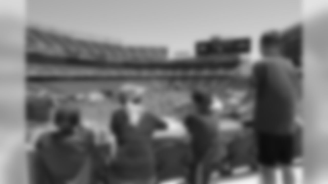 49ers Foundation Picnic on the Field