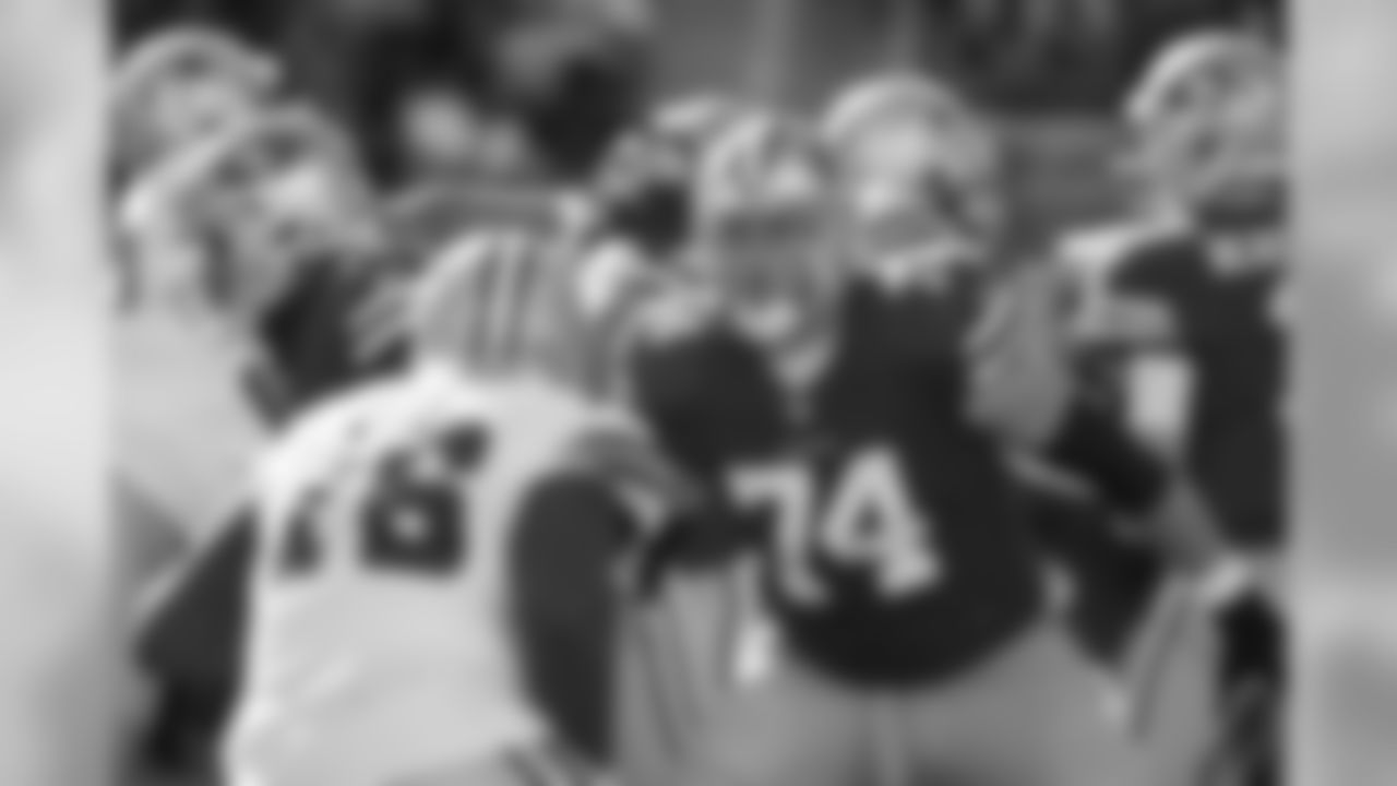 T Joe Staley