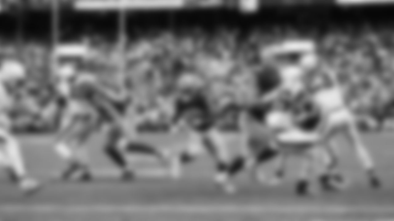 RB Jordan Mason