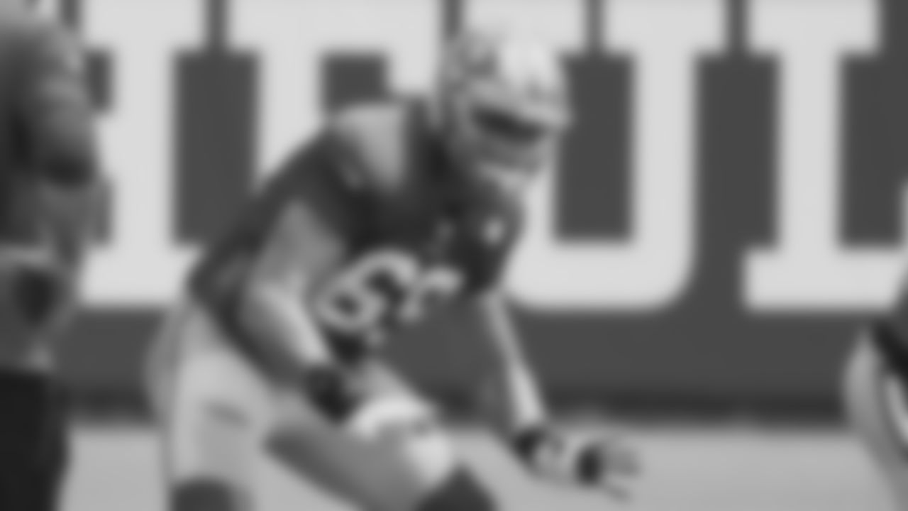 T Mike McGlinchey