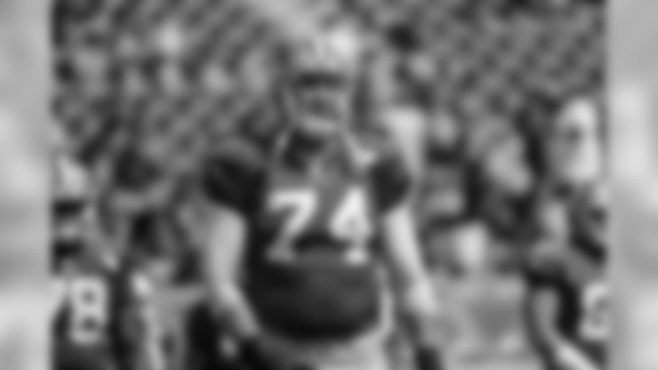 T Joe Staley