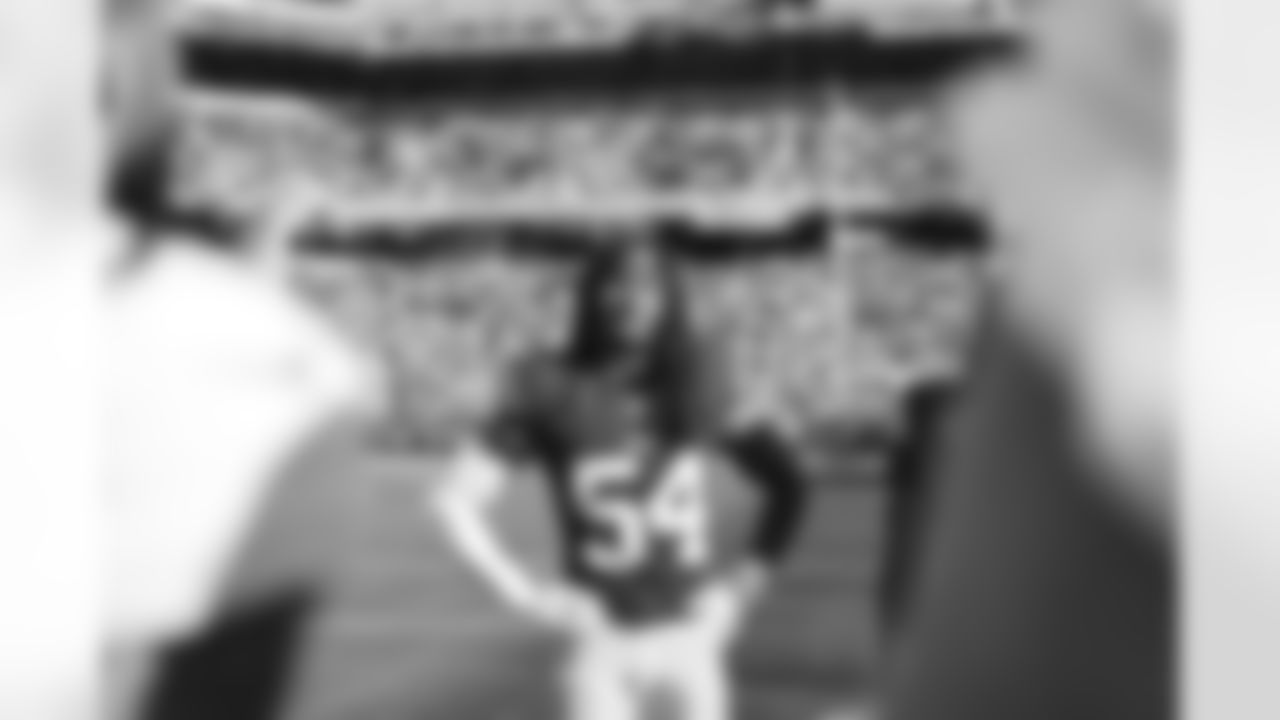 LB Fred Warner