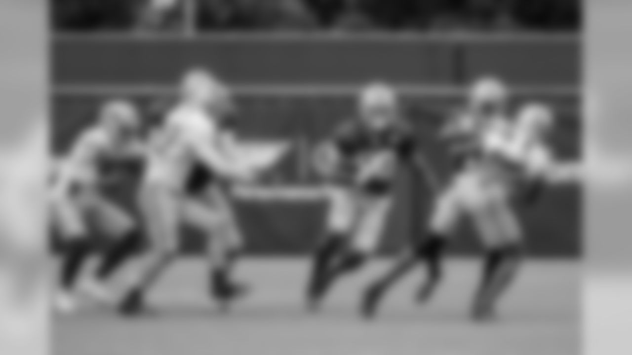 RB Carlos Hyde