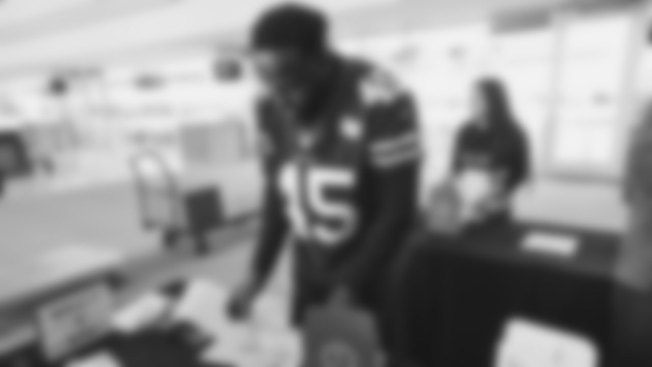 LB Demetrius Flannigan-Fowles