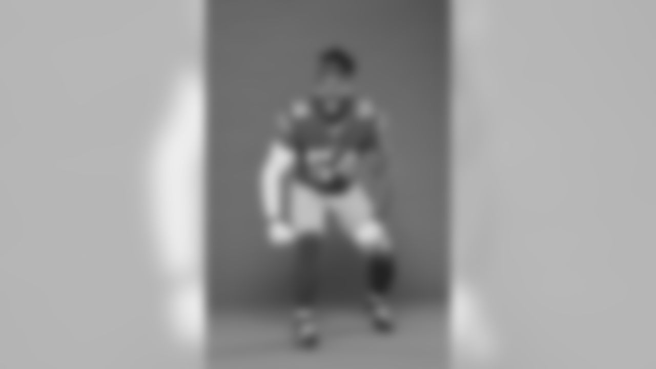 LB Fred Warner