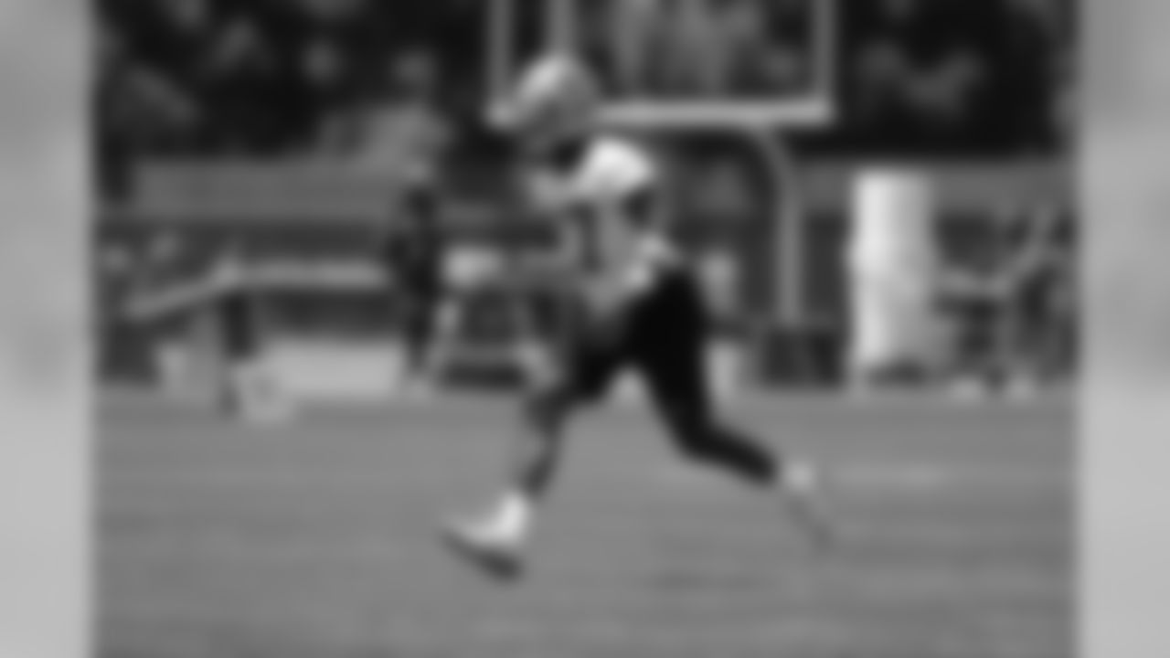 DB Adrian Colbert
