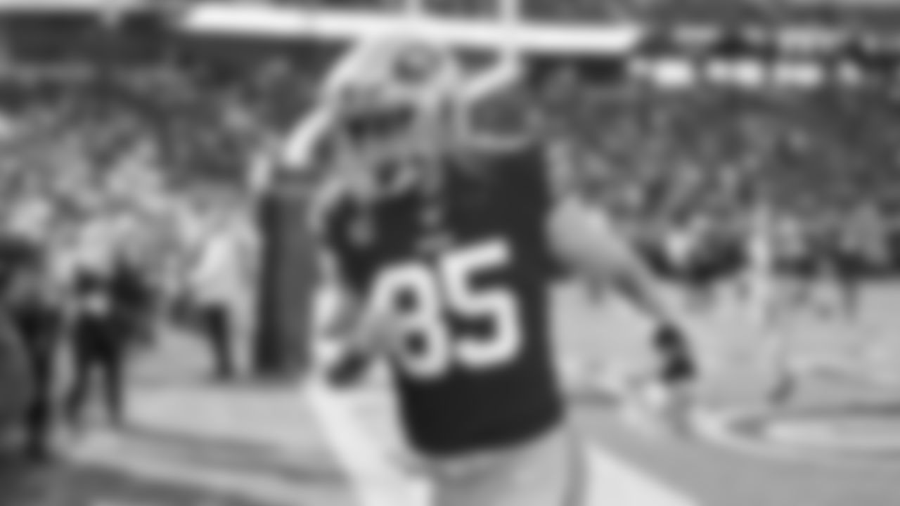 TE George Kittle
