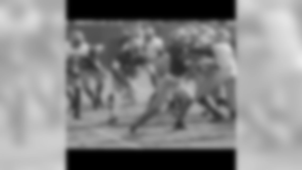 RB Kory Sheets