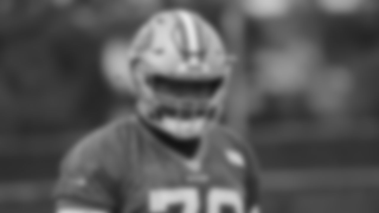OL Jaylon Moore