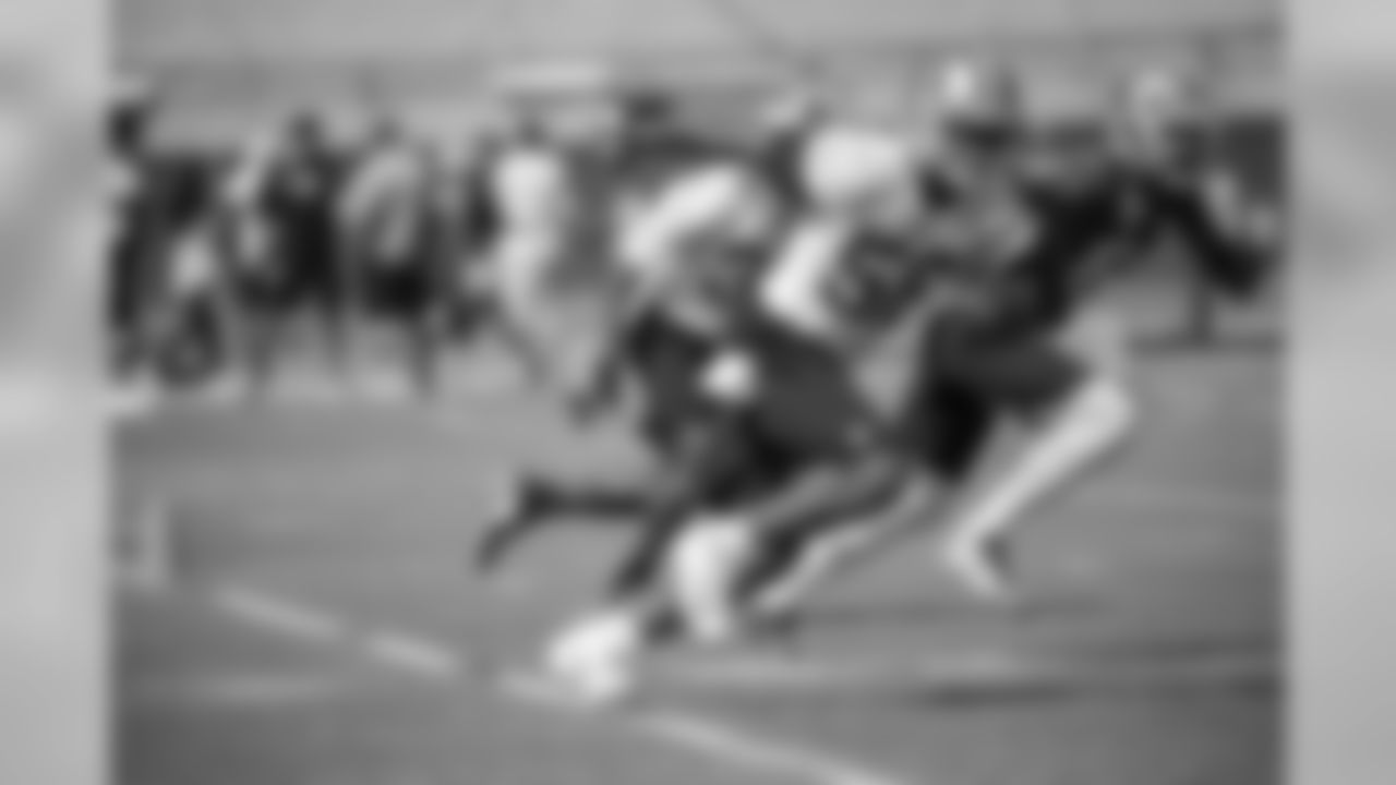 LB Reuben Foster