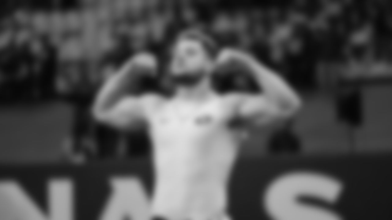 DL Nick Bosa