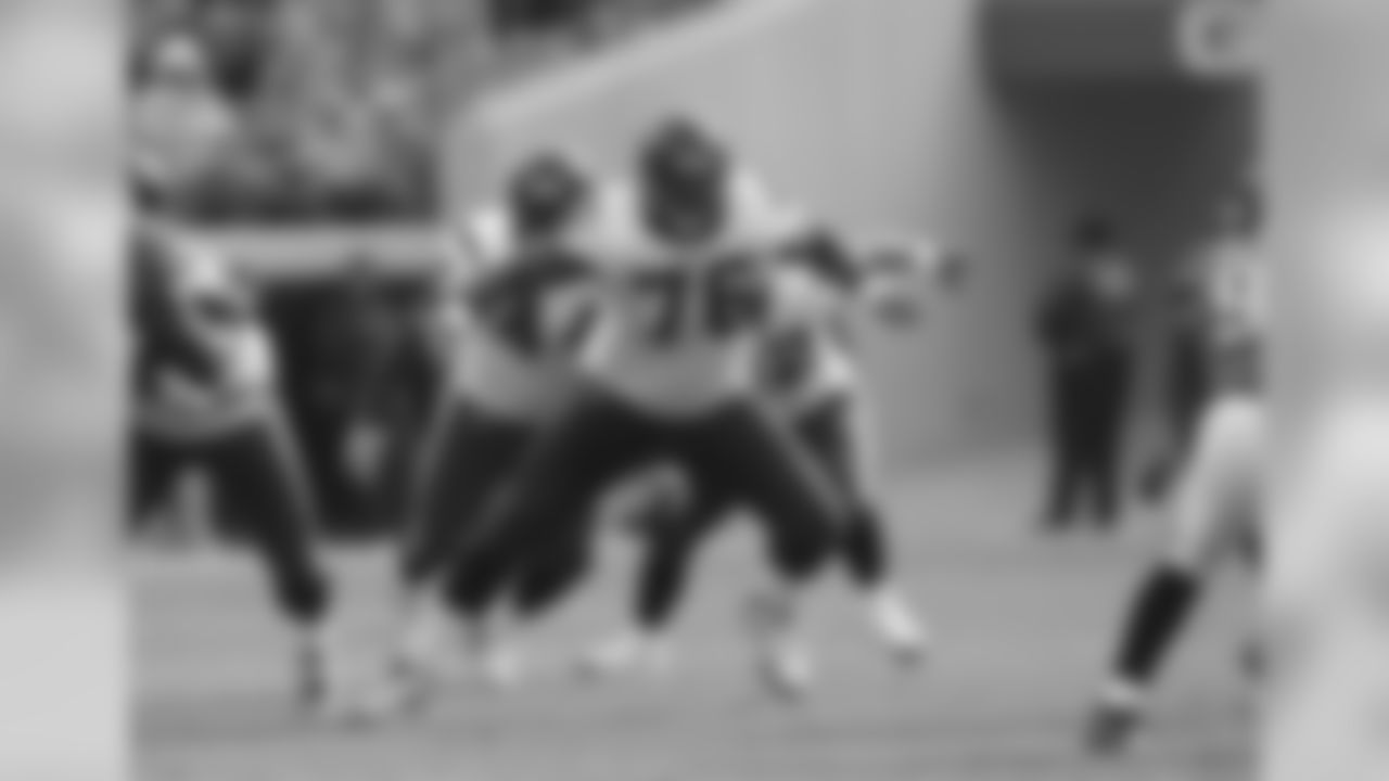 LT Duane Brown