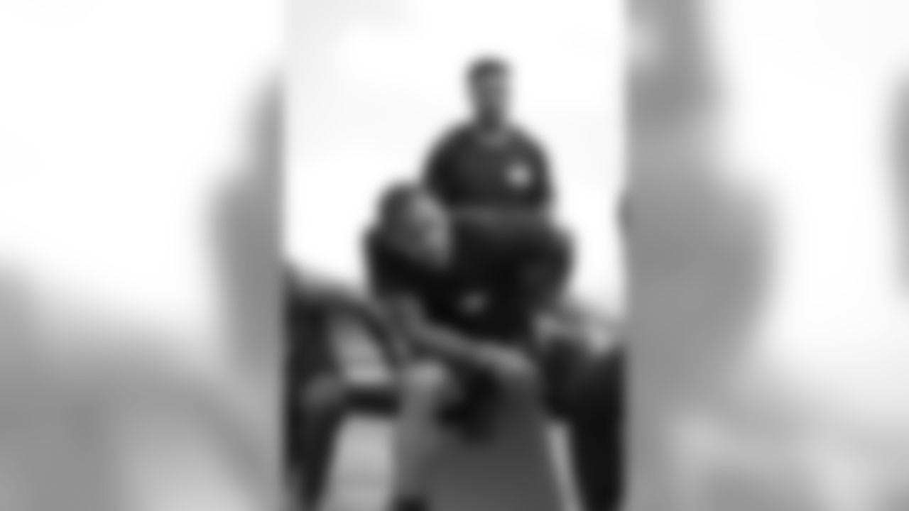 LB Korey Toomer